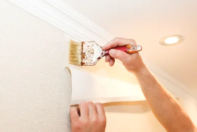 Pose de papier peint à Elbeuf — revêtements muraux et toiles de verre